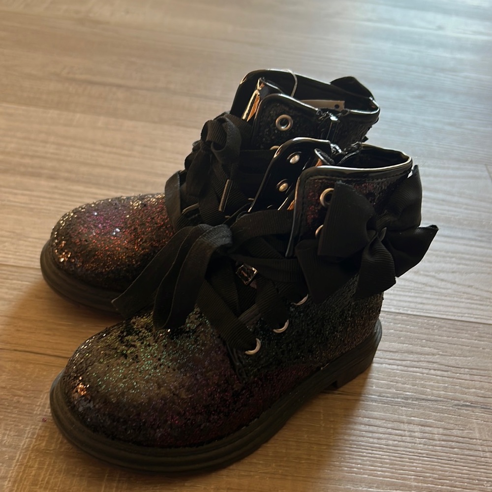 Justice girls kids toddler boots with a bow black size 7
